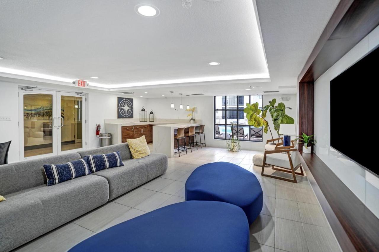 מיאמי Dharma Home Suites Coral Gables At Gables Grand Plaza מראה חיצוני תמונה