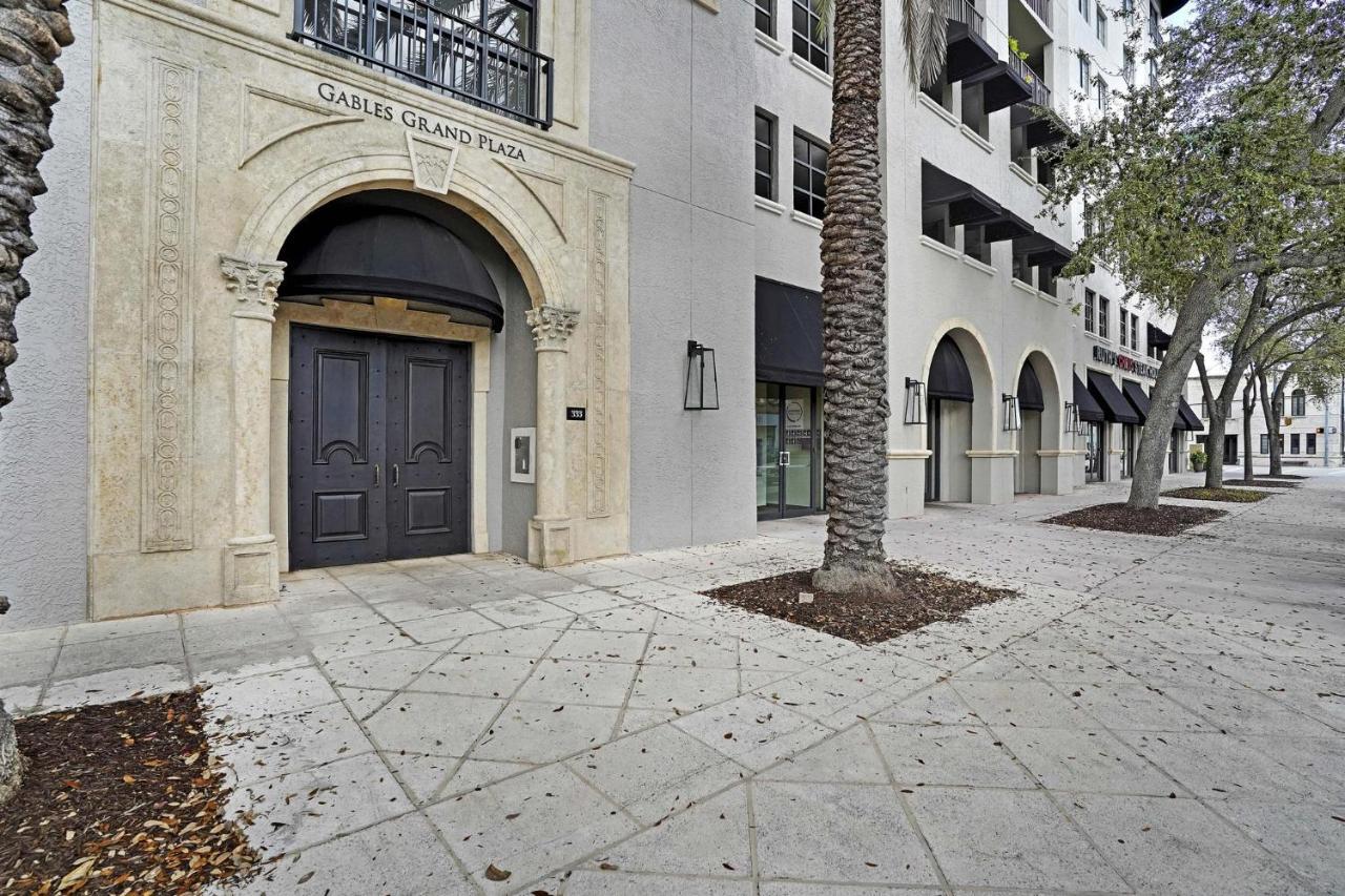 מיאמי Dharma Home Suites Coral Gables At Gables Grand Plaza מראה חיצוני תמונה