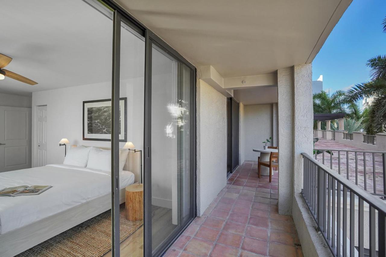 מיאמי Dharma Home Suites Coral Gables At Gables Grand Plaza מראה חיצוני תמונה