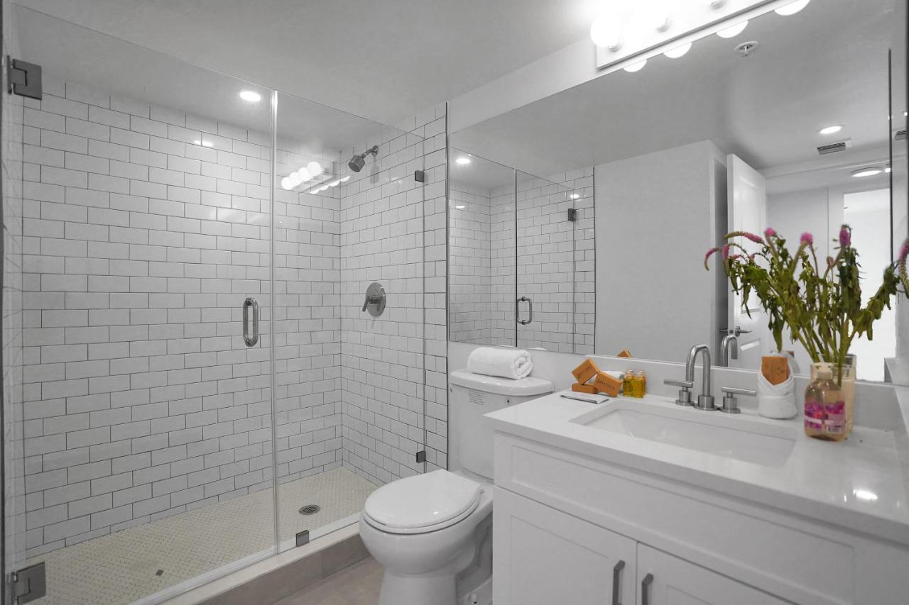 מיאמי Dharma Home Suites Coral Gables At Gables Grand Plaza מראה חיצוני תמונה