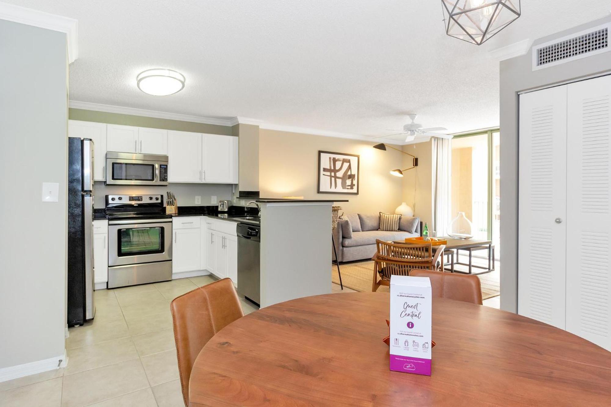 מיאמי Dharma Home Suites Coral Gables At Gables Grand Plaza חדר תמונה