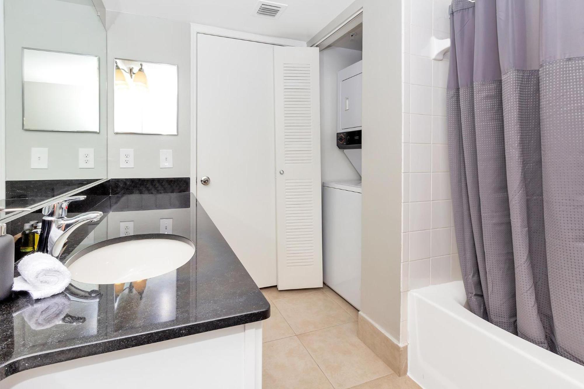 מיאמי Dharma Home Suites Coral Gables At Gables Grand Plaza חדר תמונה