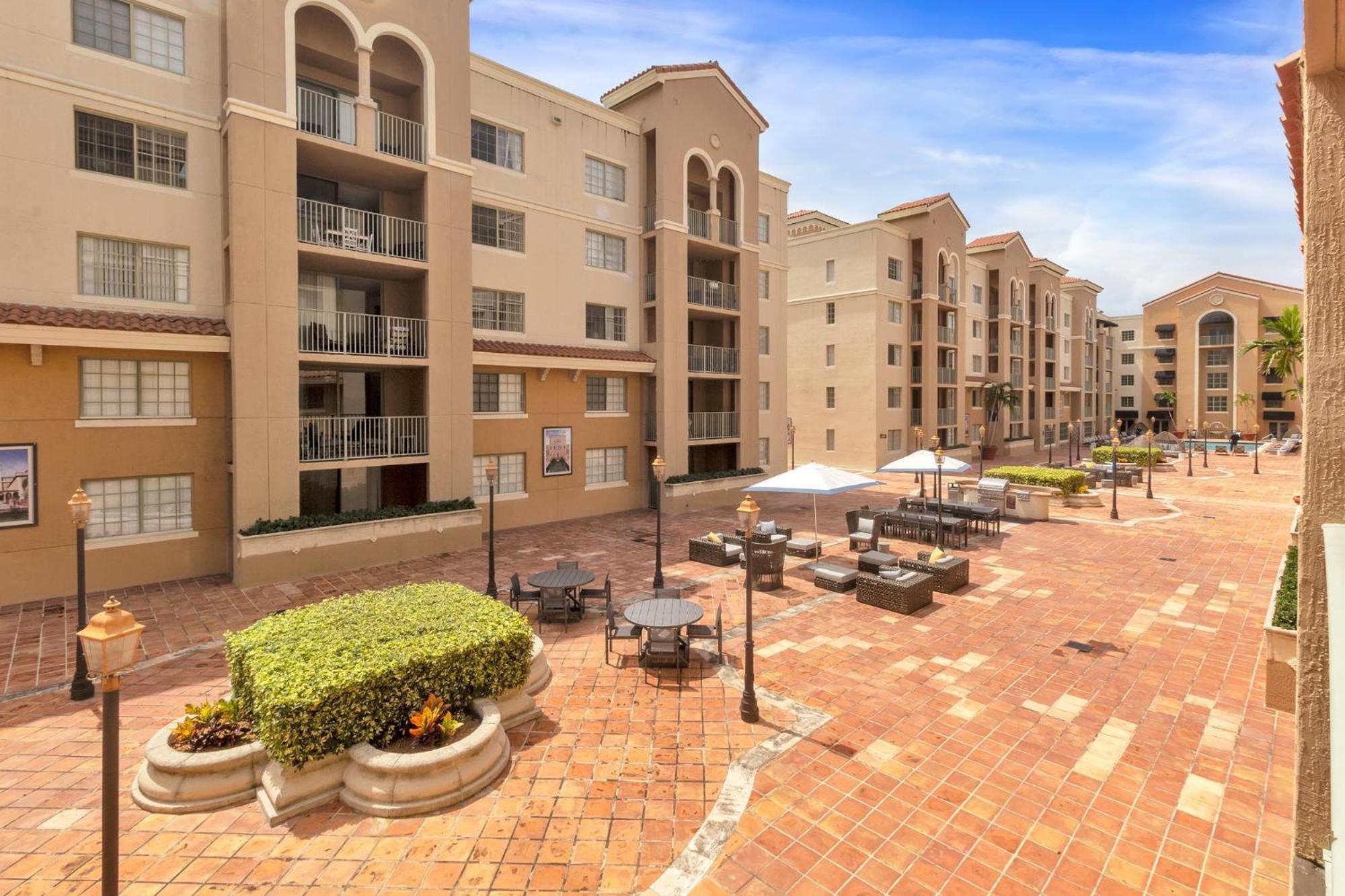 מיאמי Dharma Home Suites Coral Gables At Gables Grand Plaza חדר תמונה